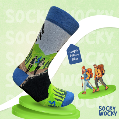 Bild von Couple Hiking Blue